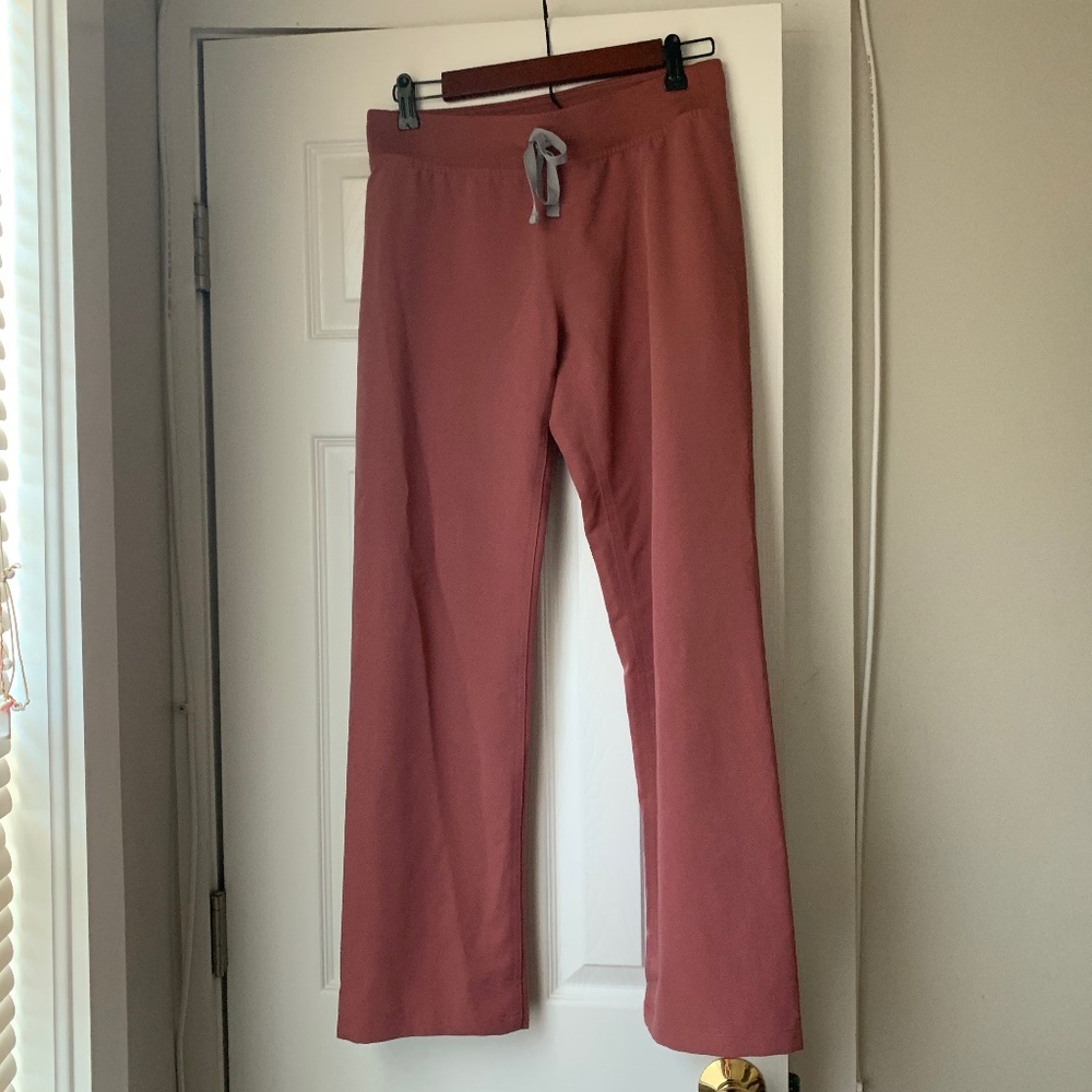 Livingston Basic Scrub Pants
